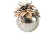 Estuche con 2 Piezas de Esferas de Vidrio Plateadas Frosty Forest