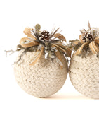 Estuche con 2 Piezas de Esferas Grandes de Algodón Trenzado Frosty Forest