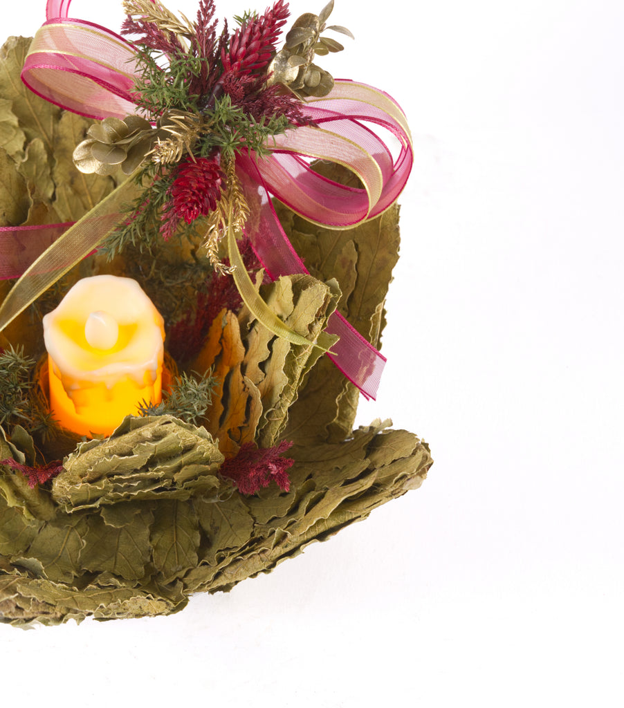 Estuche con 2 Piezas de Flor de Loto de Hoja de Encino y Laurel c/Led Martha Sophia