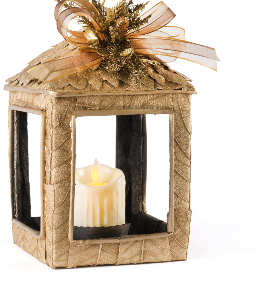 Estuche con 1 Pieza de Farol Grande de Encino c/Led Golden Woods