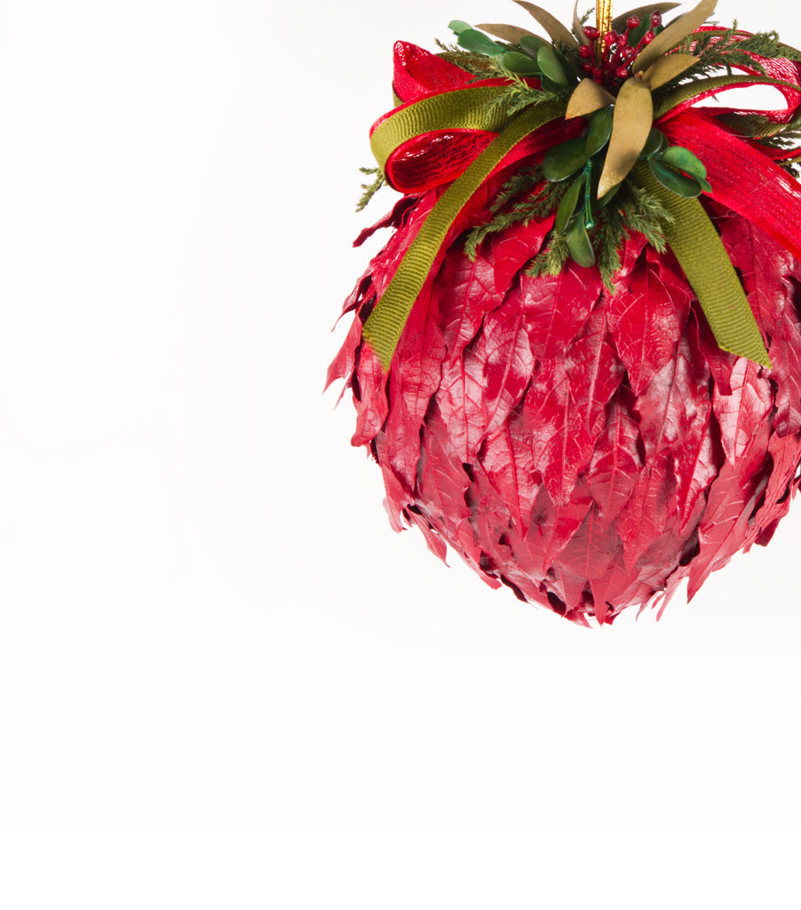 Estuche con 2 Piezas de Esferas de Encino Laurel Redwood