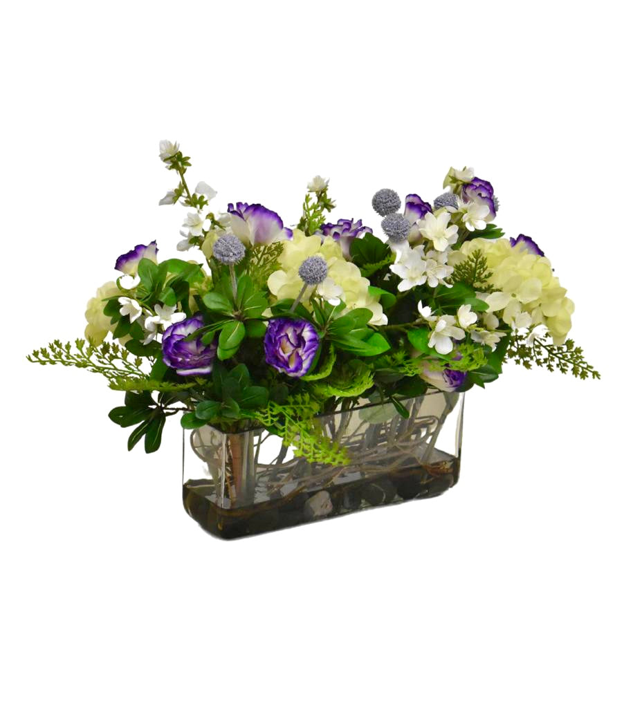 Arreglo Floral de Licianthus e Hydrangea con Follajes Artificales en Base de Vidrio Rectangular con Agua Acrílica