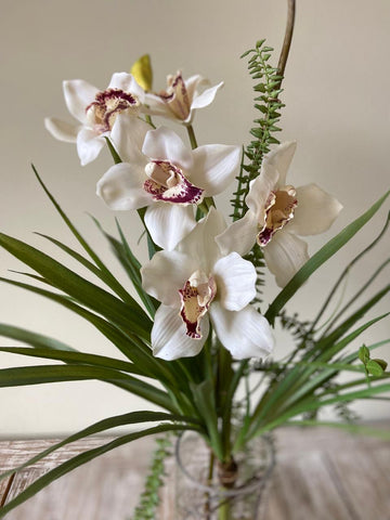 Orquideario con Cymbidium Artificial en Base de Vidrio