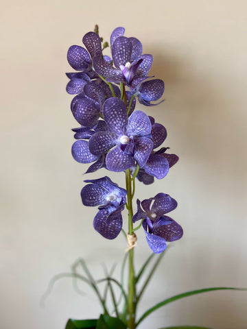 Orquideario con Vanda Orchid Lila Artificial en en Base Tipo Cantera
