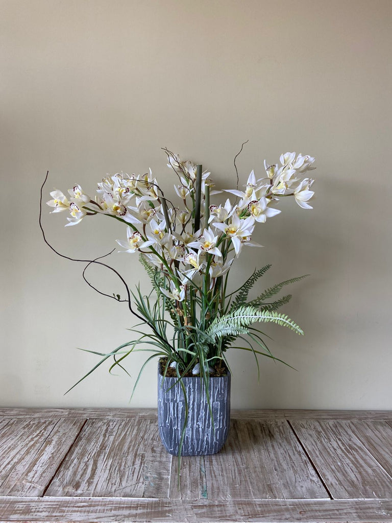 Orquideario con Cymbidium Artificial en Base Cantera