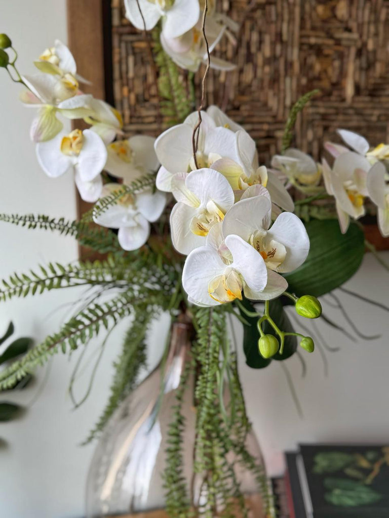 Orquideario con Phalaenopsis  Artificiales en Jarrón de Vidrio