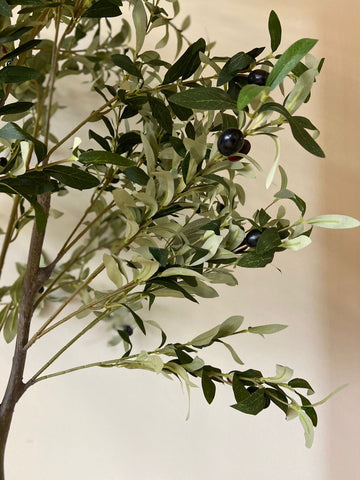 Árbol de Olivo de 2.70 mts Artificial en Base de Fibra de Vidrio