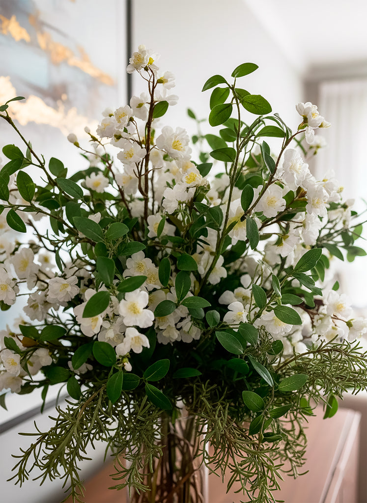 Arreglo Floral con Cherry Blossom Artificial en Florero de Vidrio - Martha Sophia