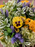 Centro de Mesa con Hidrangeas, Kalanchoe y Follajes Artificiales