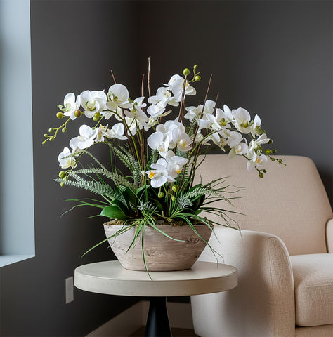 Orquideario con Phalaenopsis y Follajes Artificiales en Base Cantera - Martha Sophia
