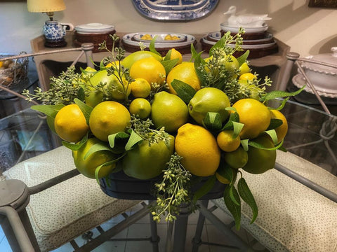 Centro de Mesa Rectangular Artificial con Limones Mixtos Hechos a Mano y Follajes