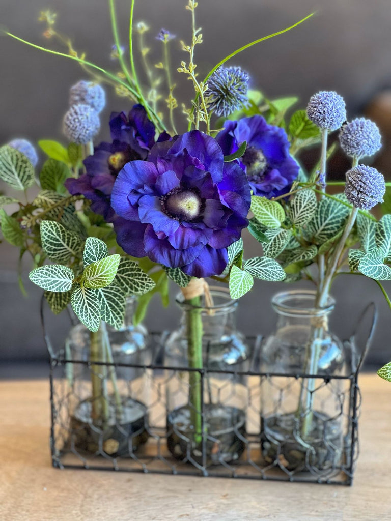 Juego de 3 Botellas y Base Metálica con Anemone  y Agua Acrílica